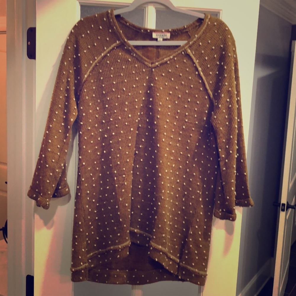 Brown polka dots sweater
